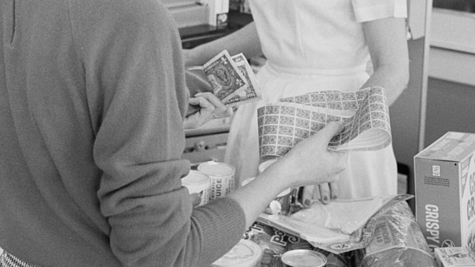 Leffler, Warren K.,, photographer.
Trading stamps. Redemption center & Receiving at grocers
1965 October 26.
1 photograph : negative; film width 35mm (roll format)
Notes:

Title and date from log book.

Use digital image. Negatives not served.
Forms part 