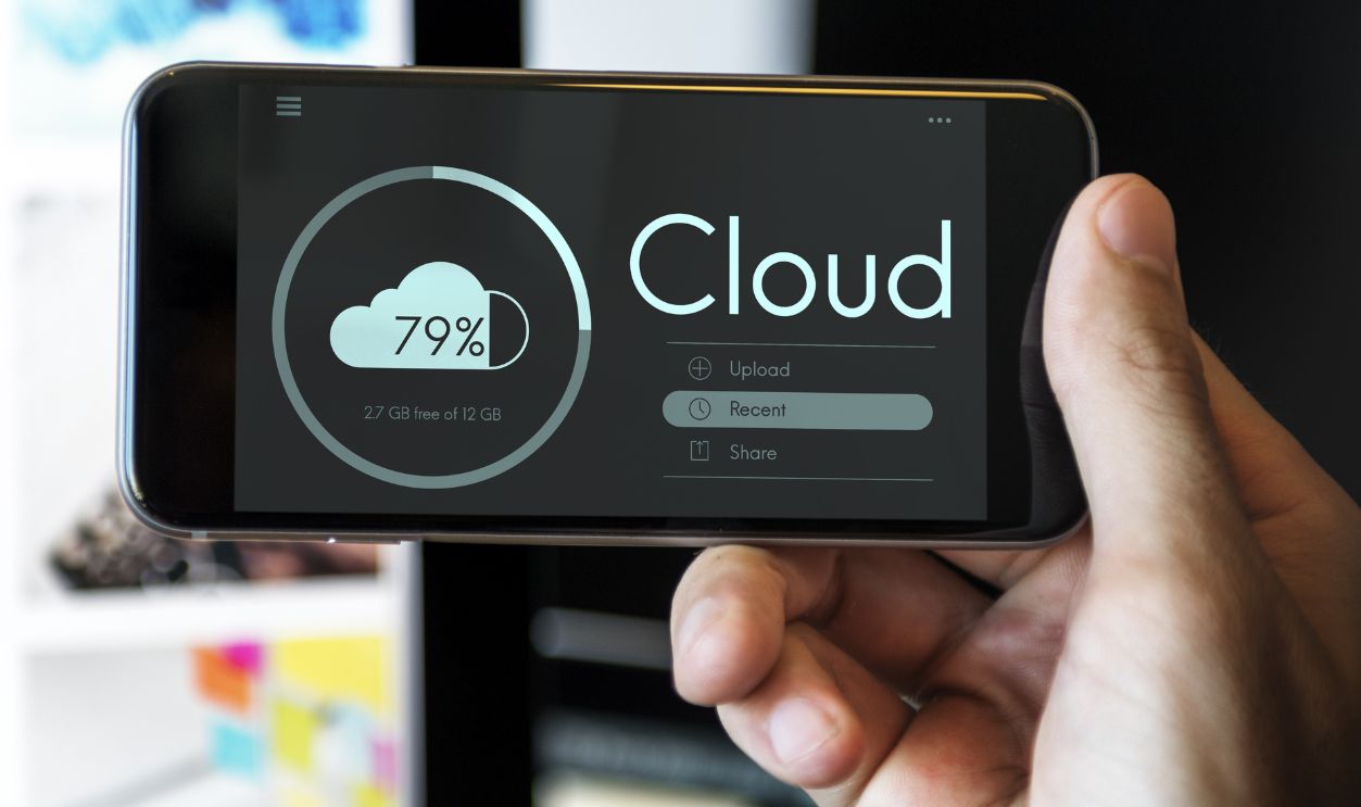 Cloud Computing Storage Data Share Concept