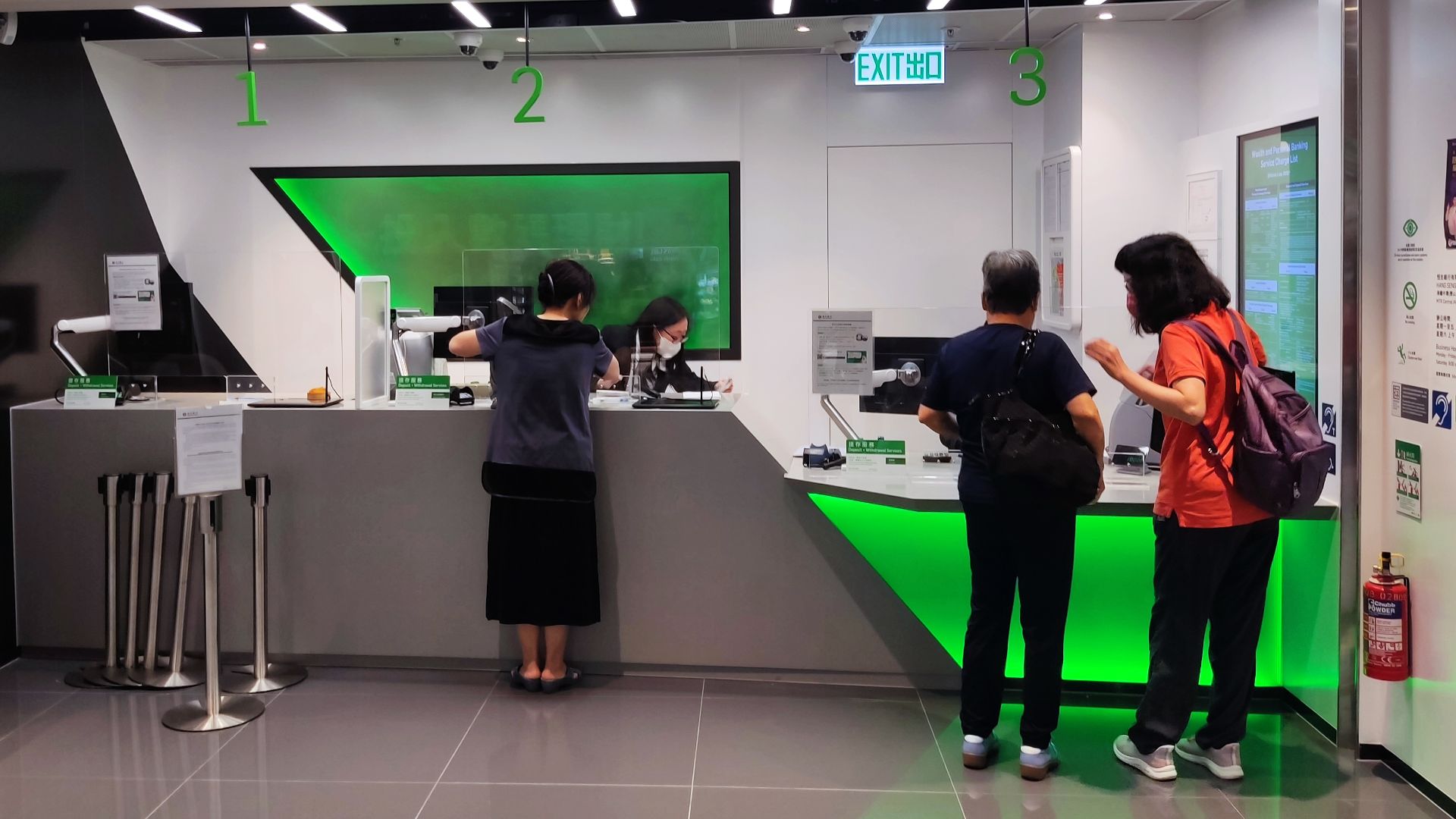 HK 港鐵 中環站 Central MTR Station in July 2023