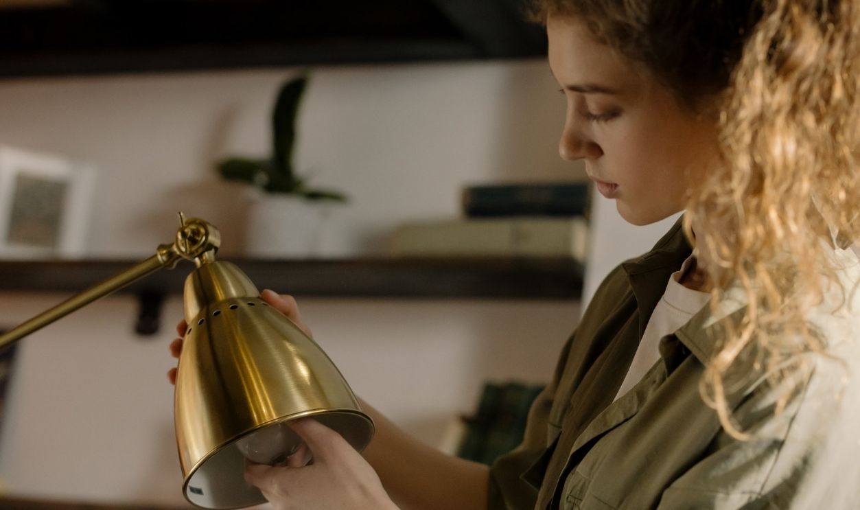Not Every Lamp Needs An Expert