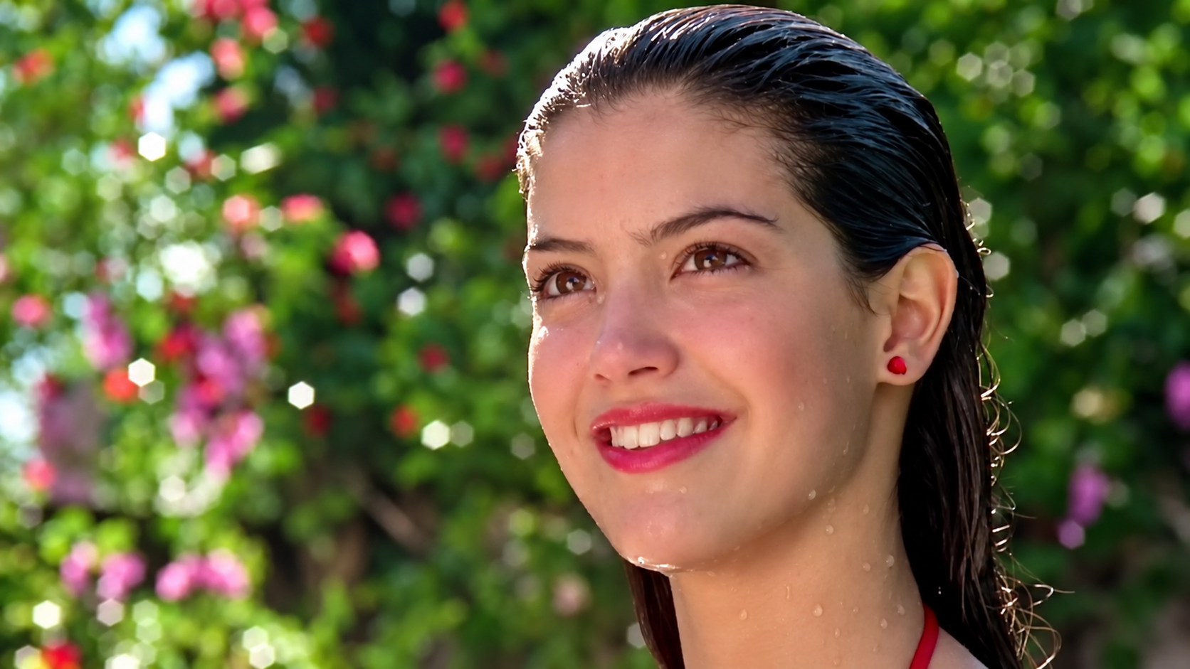 Screenshot of Phoebe Cates as Linda In Fast Times at Ridgemont High (1982)