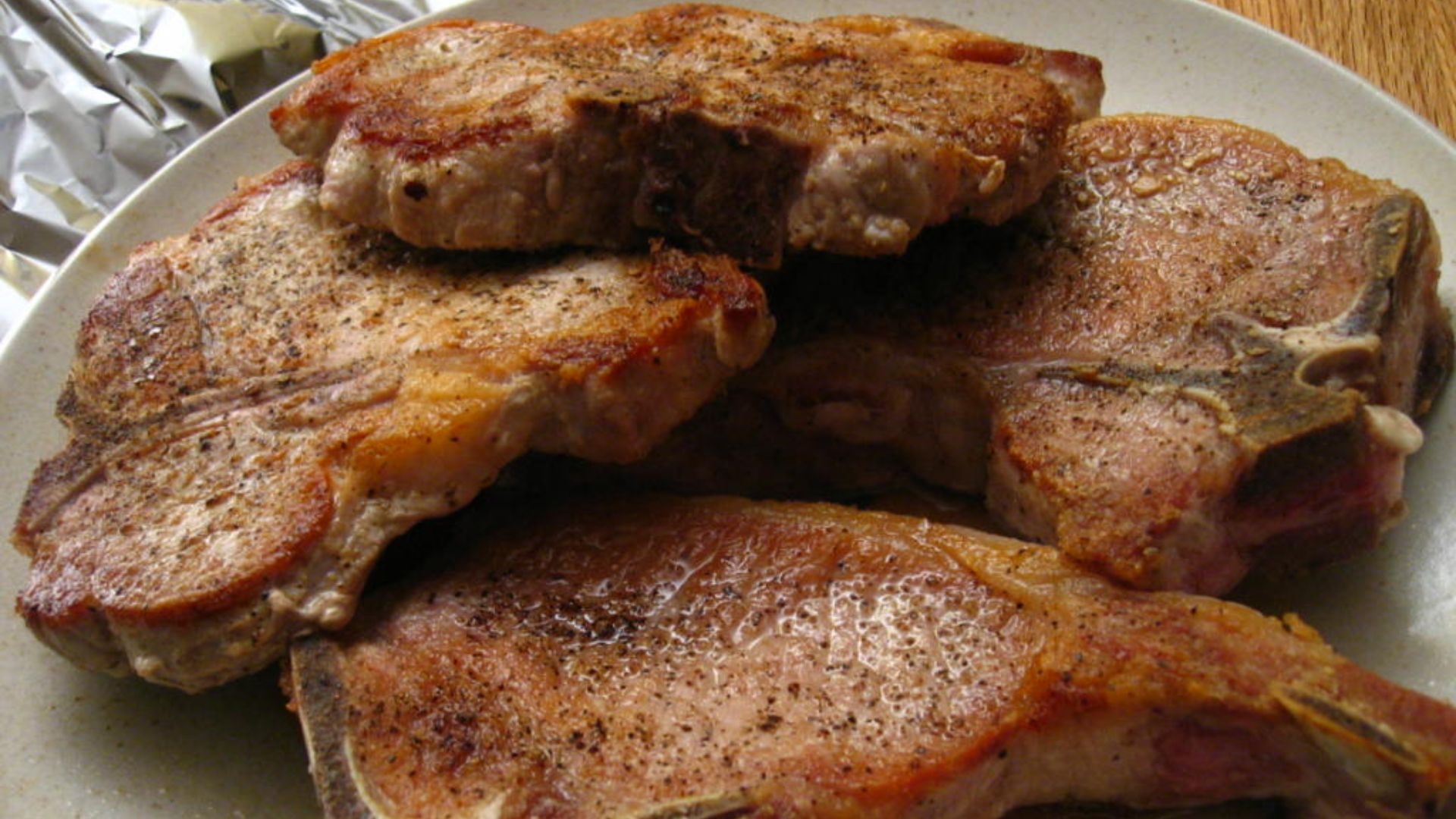 pork chops (homecooked) - delicious!