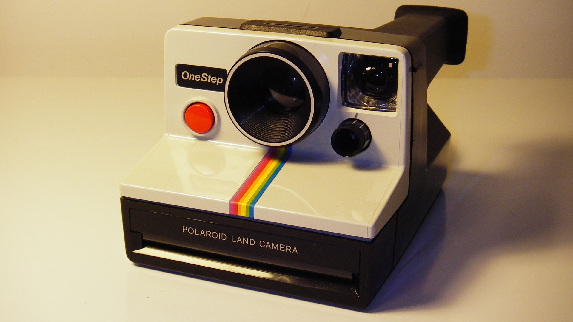 Polaroid Land Camera OneStep. Red shutter button.