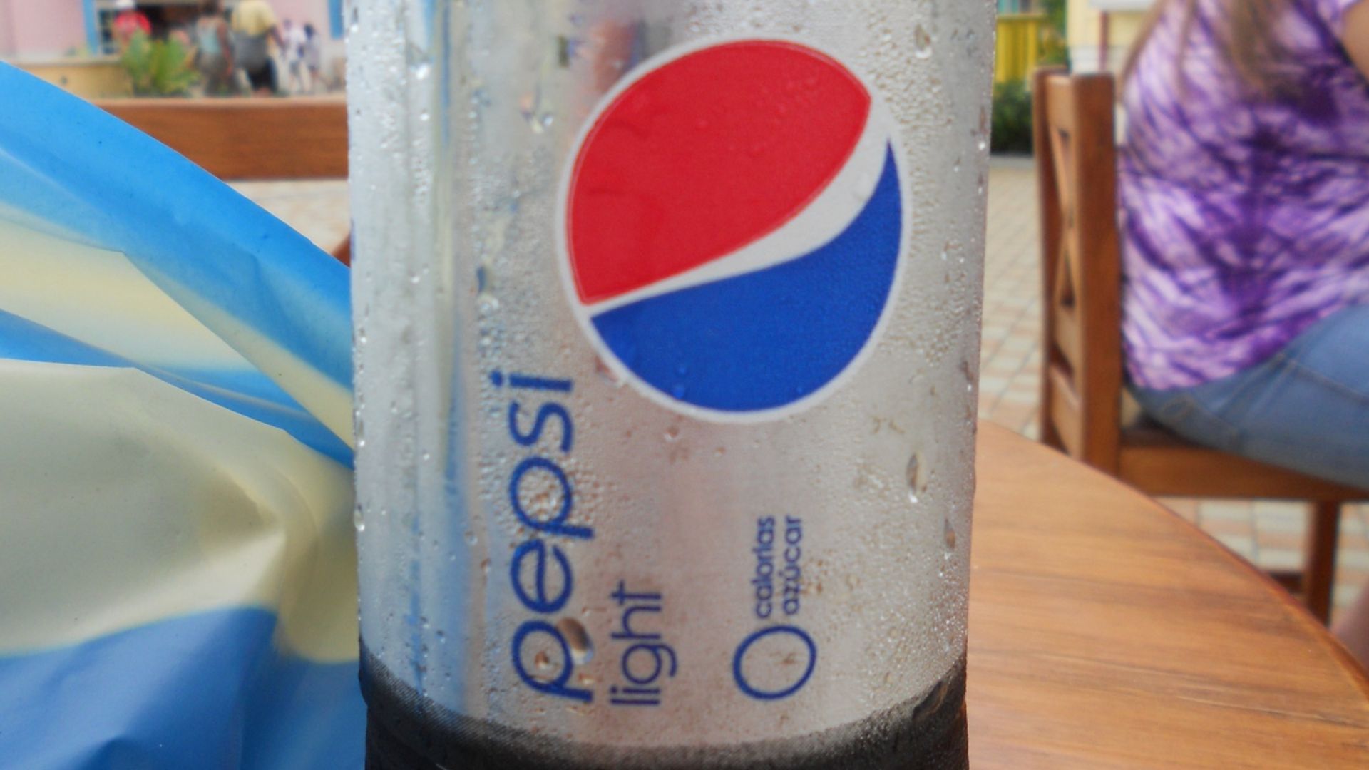 Pepsi Light 16 oz. bottle.