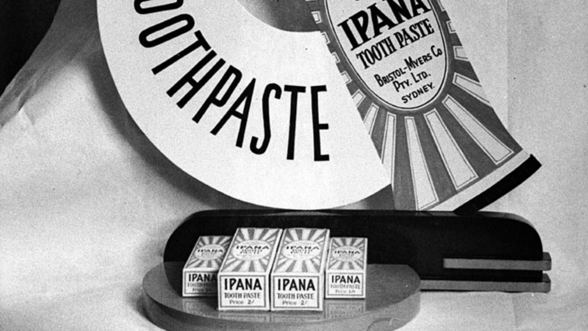 Ipana toothpaste display (taken for Metropolitan Art Studios)