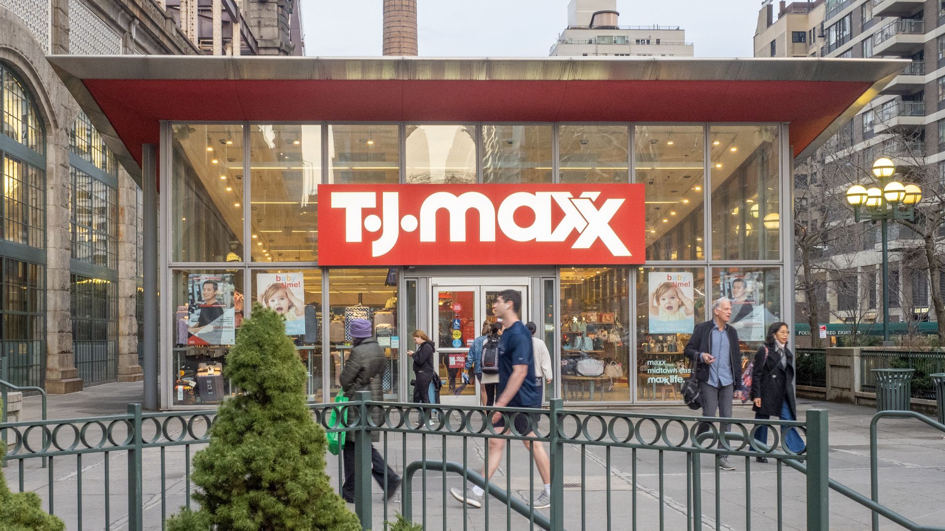 Manhattan, NYC, Queensboro, Queensboro Bridge, TJ Maxx, Upper East SIde