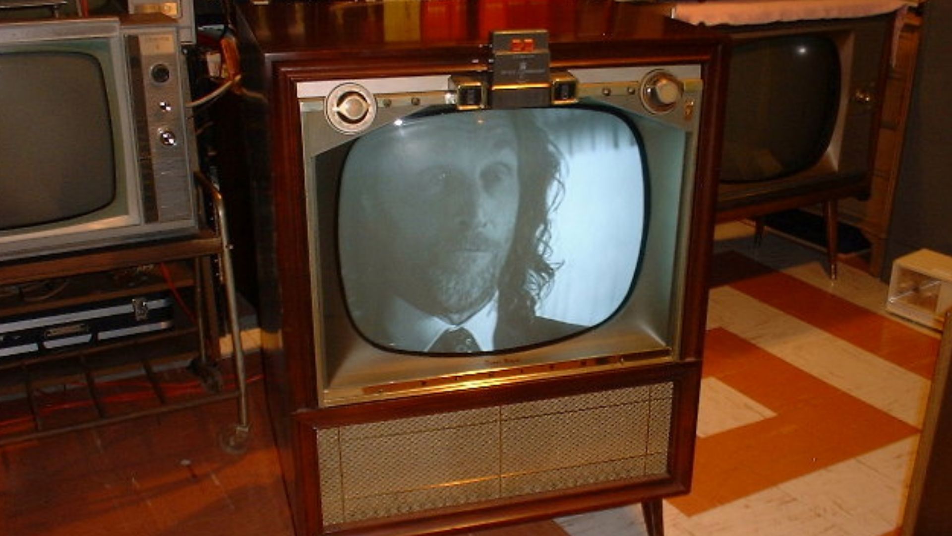 This is a 1957 Zenith TV with