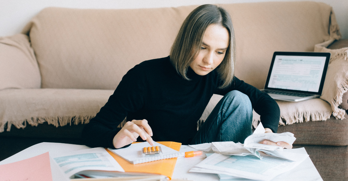 woman-in-black-long-sleeves-shirt-doing-accounting