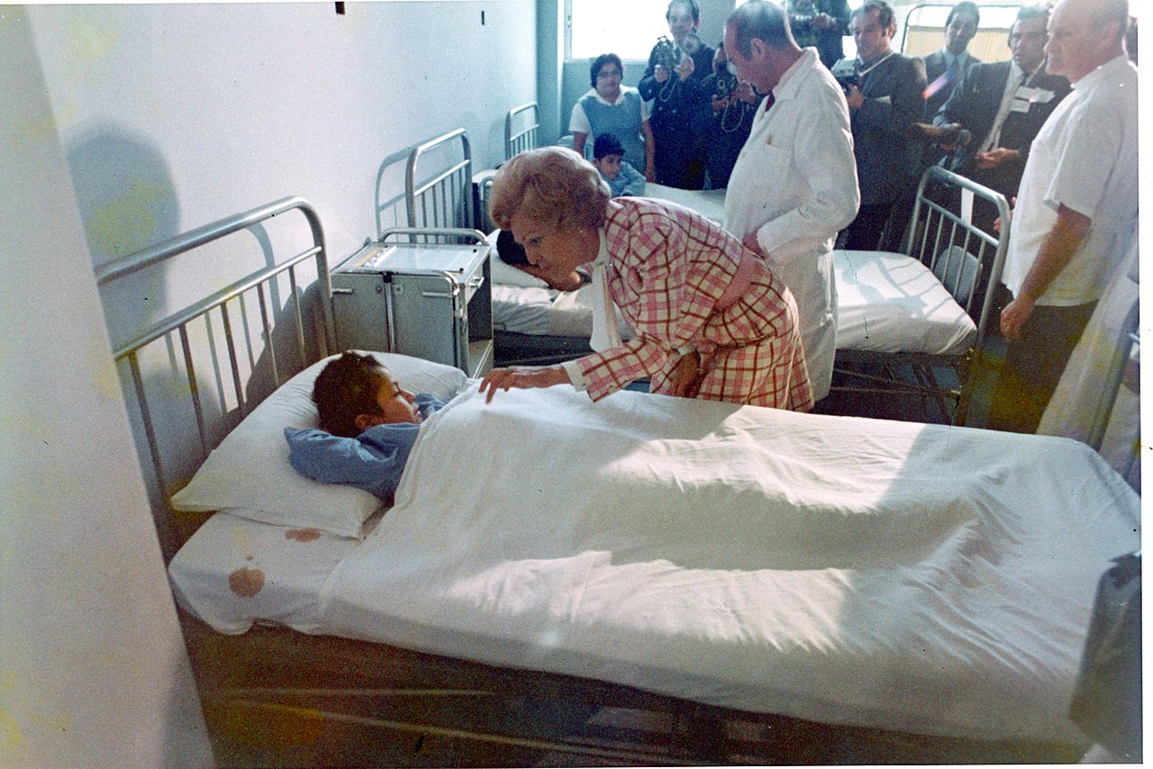 Child in hospital in Peru