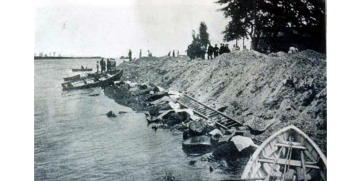 Shipwreck at North Brother Island
