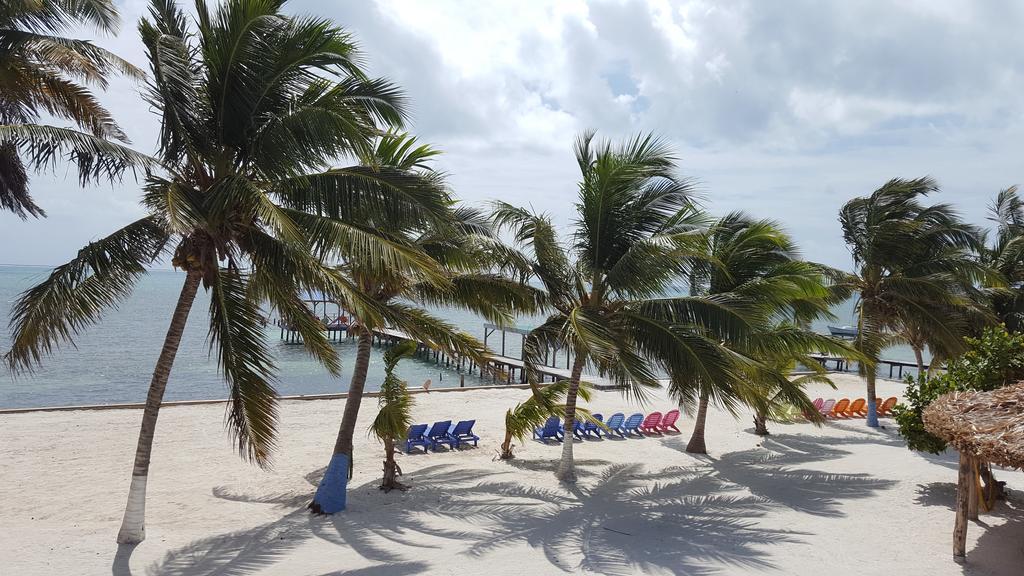 Anchorage Beach Resort in Belize