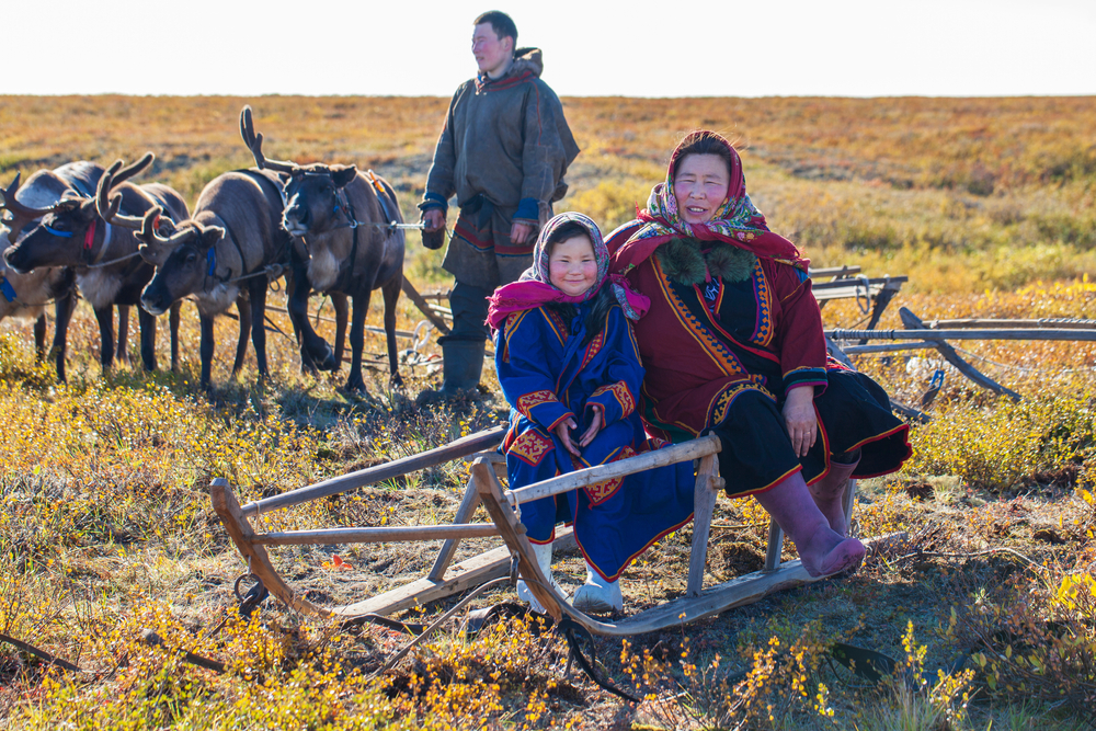 Nenets people moving