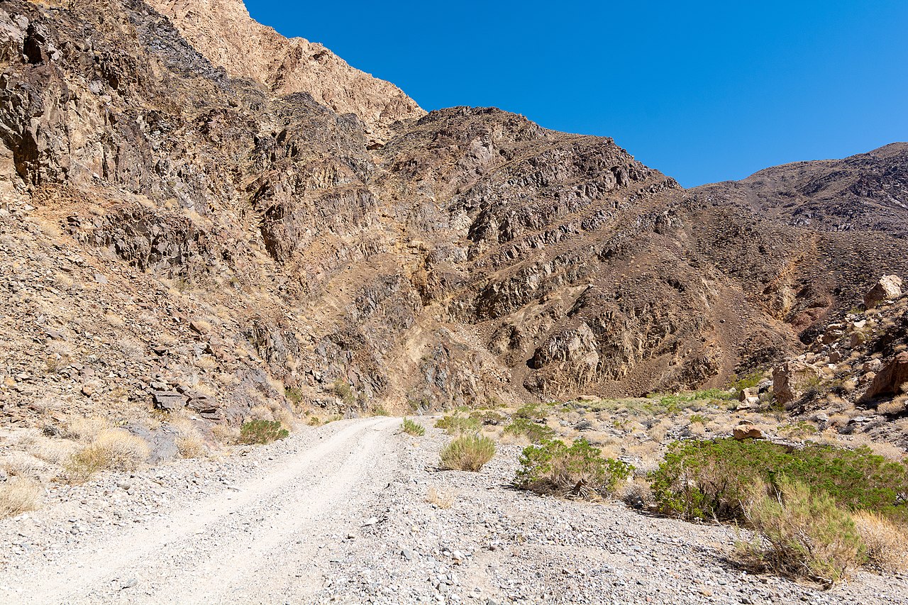 Death Valley National Park road