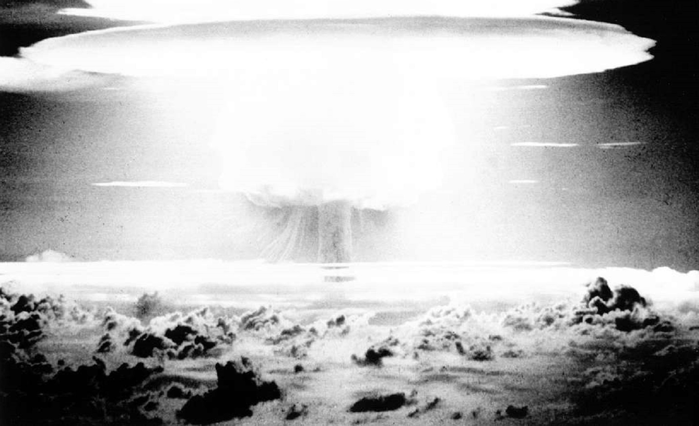 Nuclear weapon test Bravo (yield 15 Mt) on Bikini Atoll - 1954