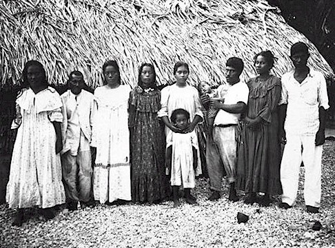 Marshallese people outside in 1915
