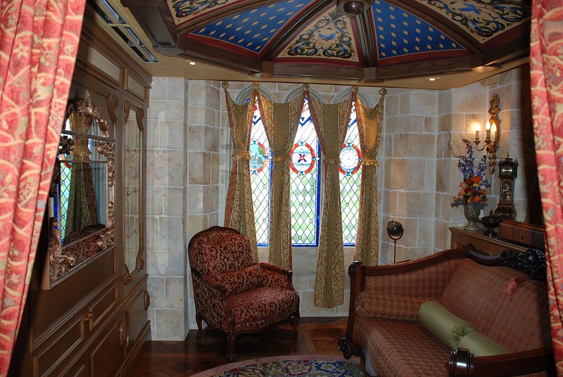 Big windows at Cinderella Suite