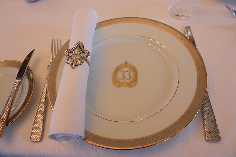 White plate with gold details