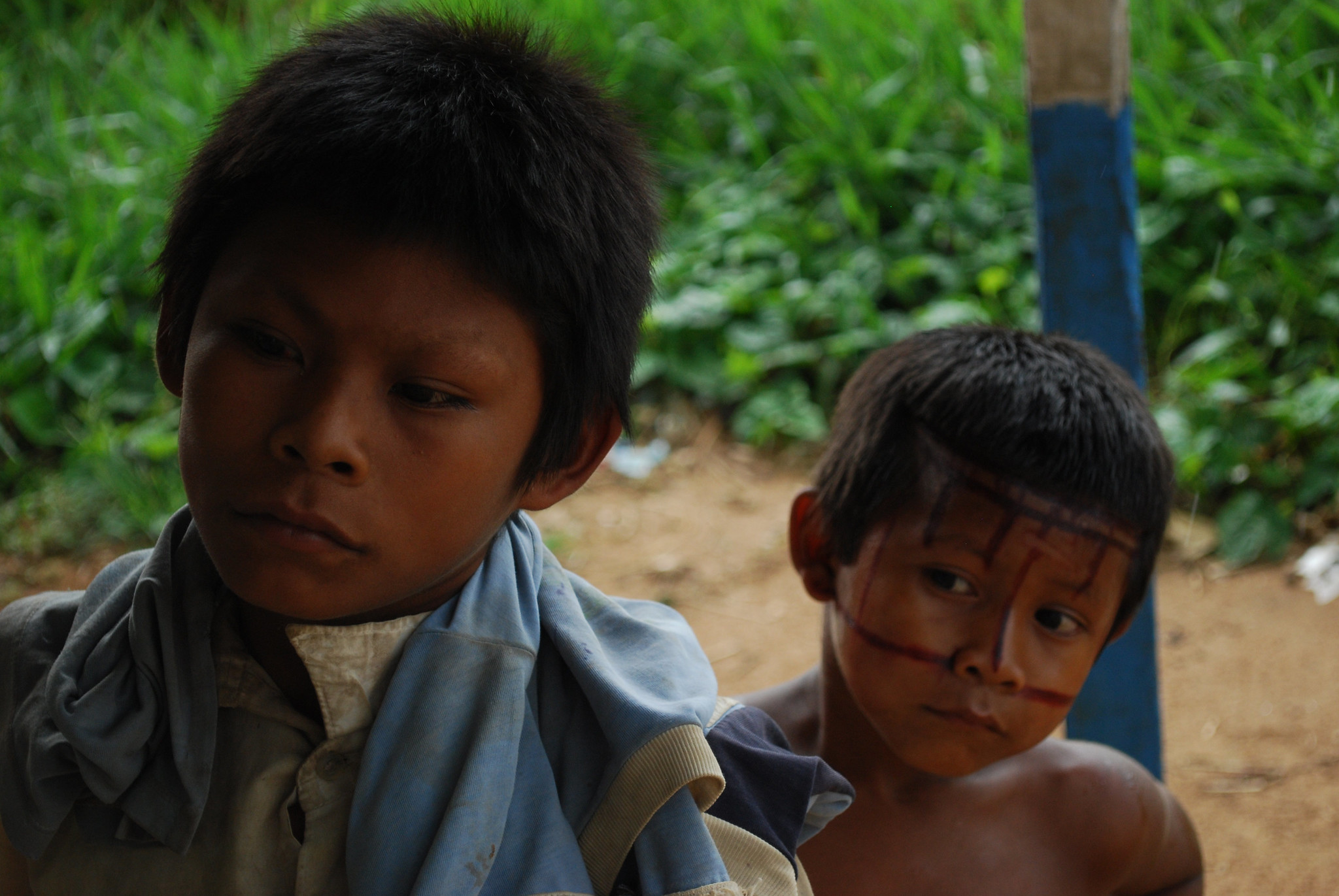 Children from the Nukak Maku tribe