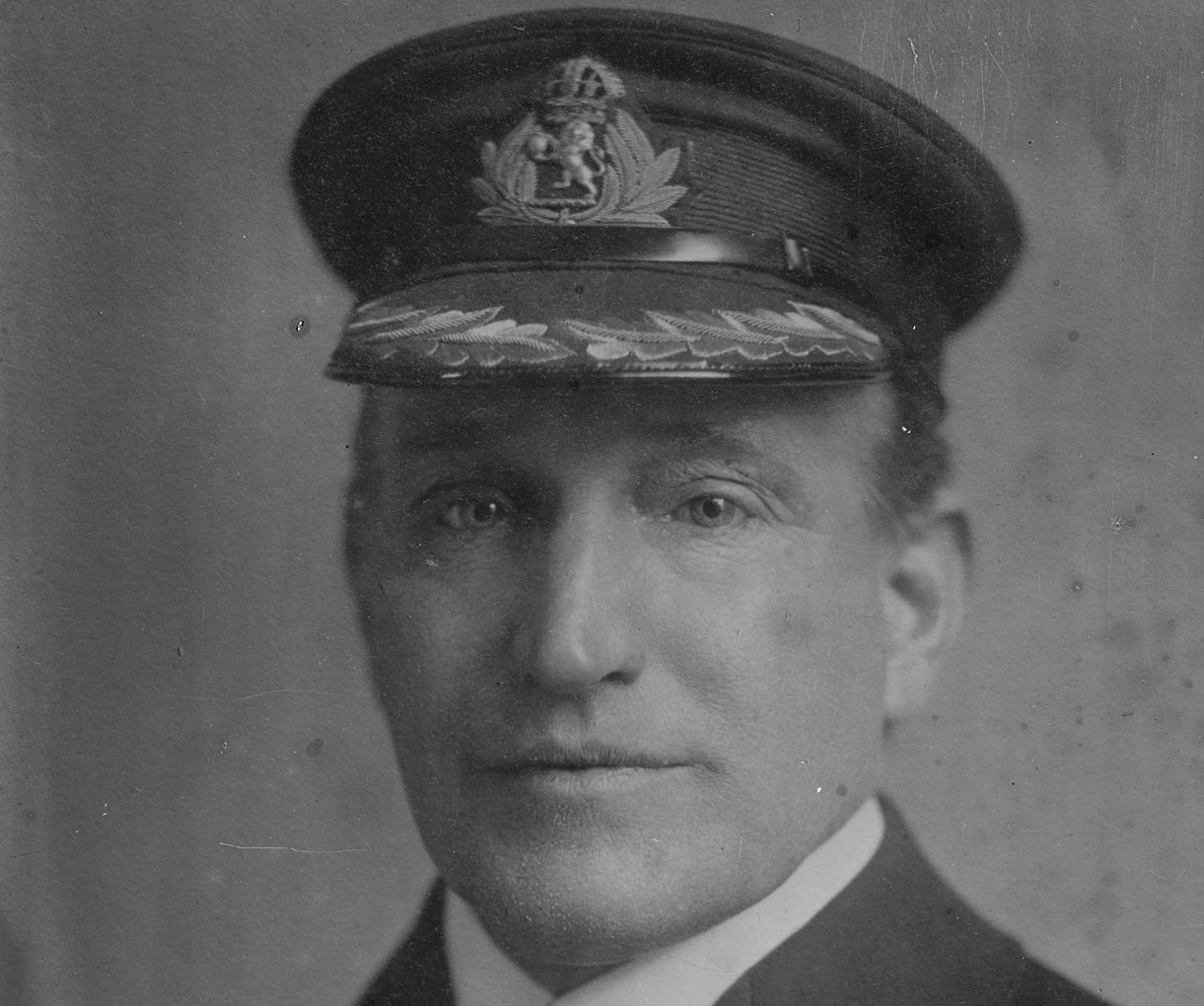 Photo of William Thomas Turner in Uniform facing the camera