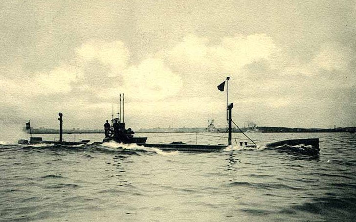 Photo of The first German submarine, the SM U-1