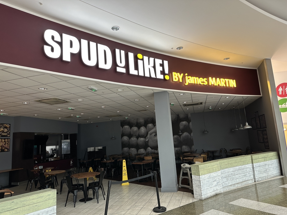 Spud U Like entrance and signage. Food outlet specialising in potato based fast food.