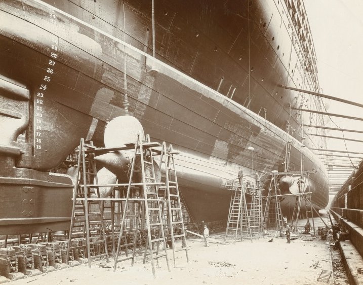 Side View Of Lusitania Showing The Launching Cradle And The Propellers