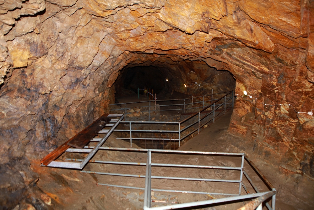 Complex Wlodarz - underground structures