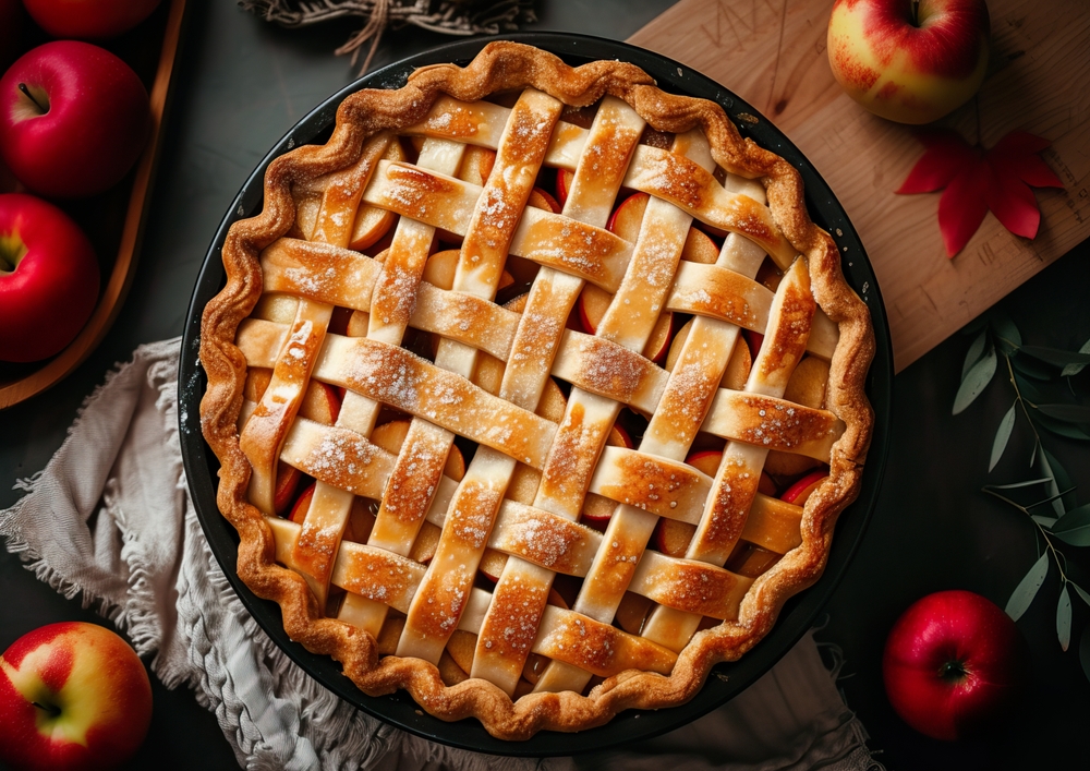 Apple pie in black plate