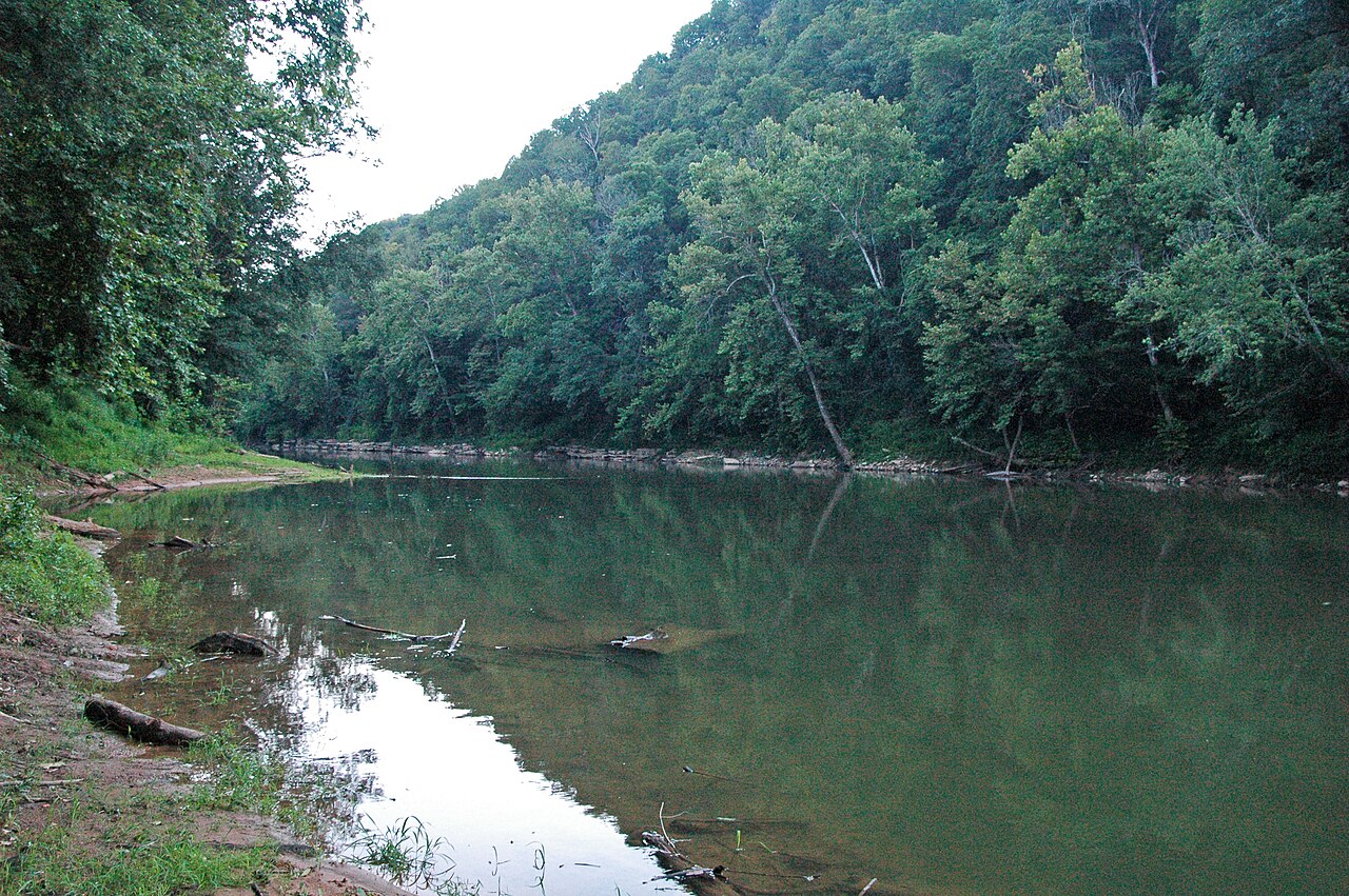 Southern bank of the Green River - Kentucky