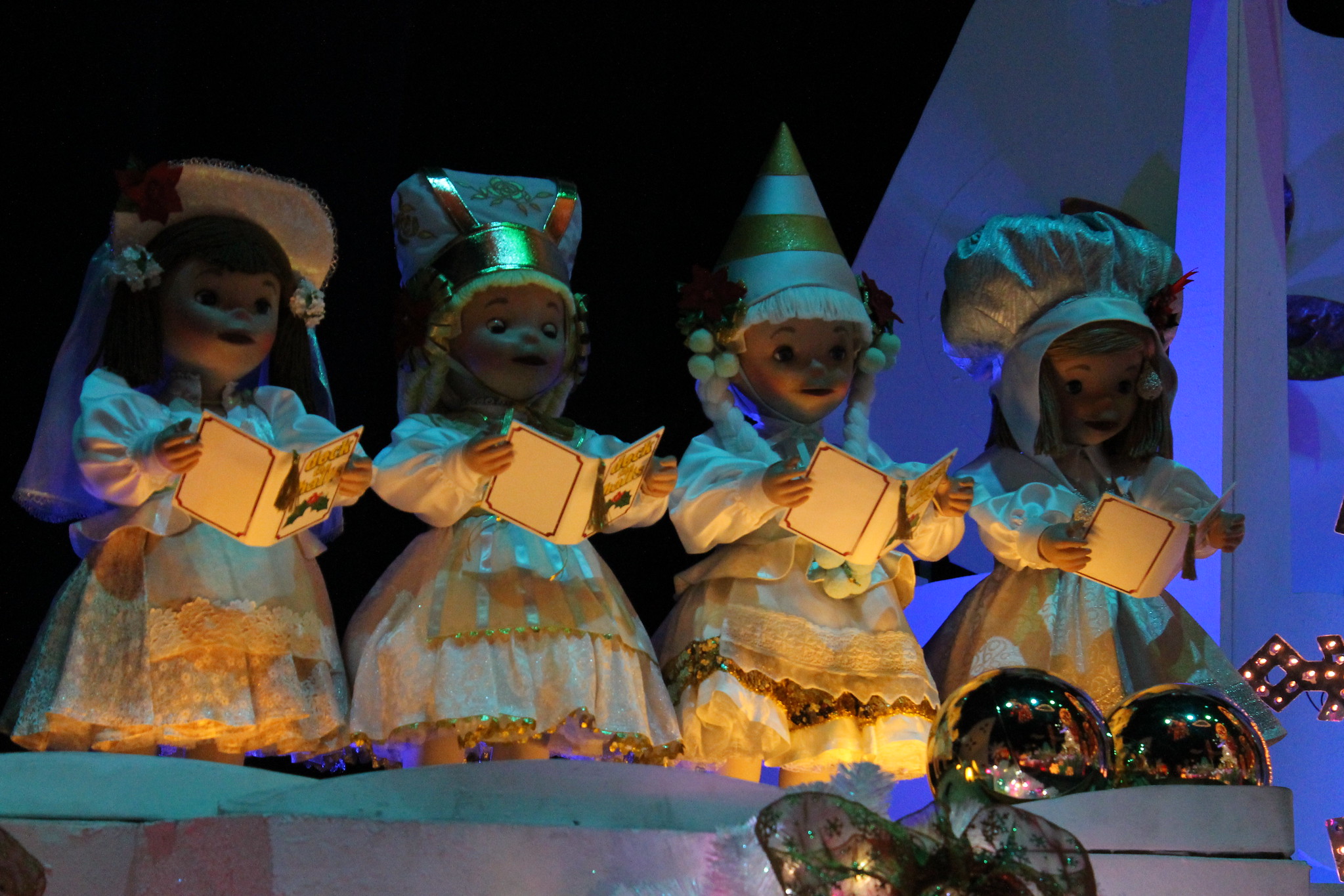 It's A Small World - Disney