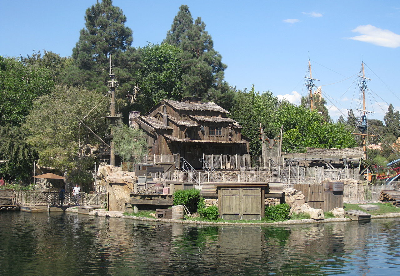 Disneyland Tom Sawyer Island