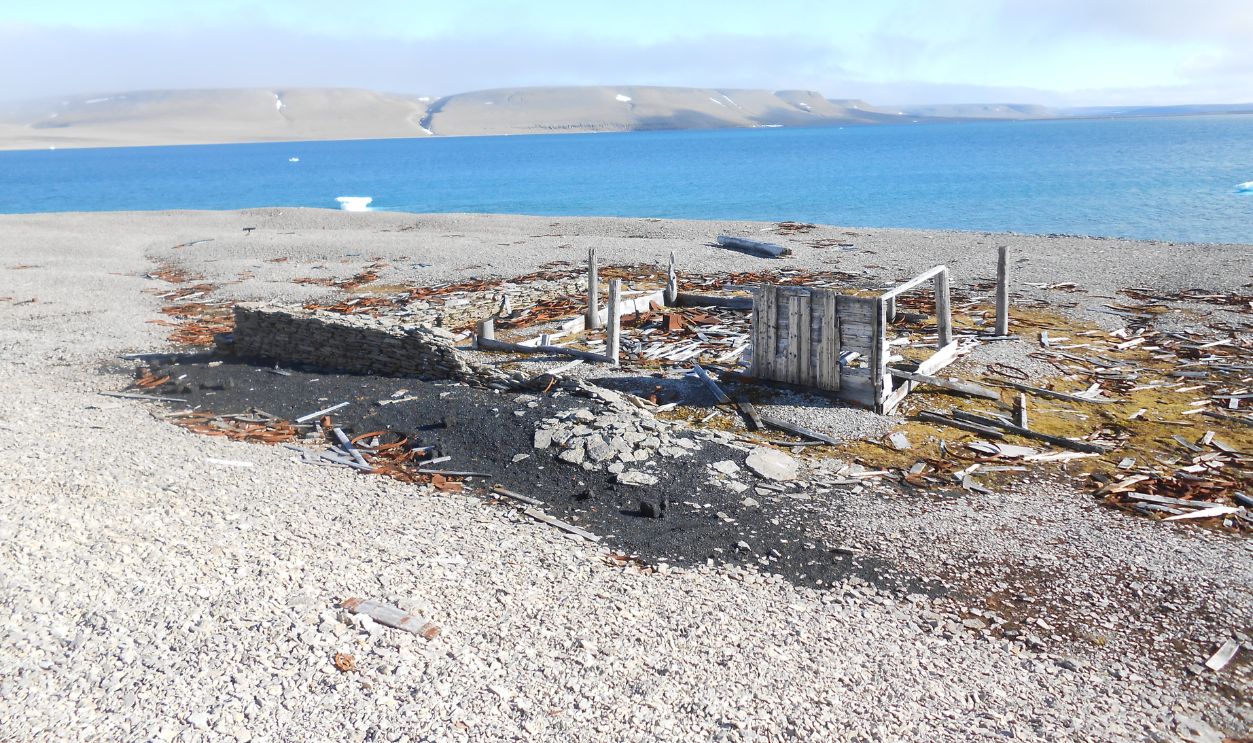 Beechey Island Camp 