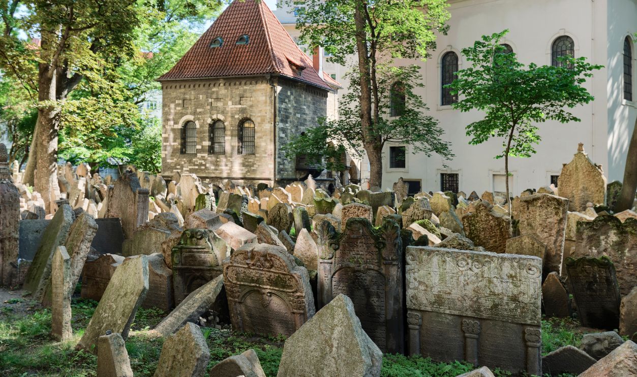 Old Jewish Cemetery