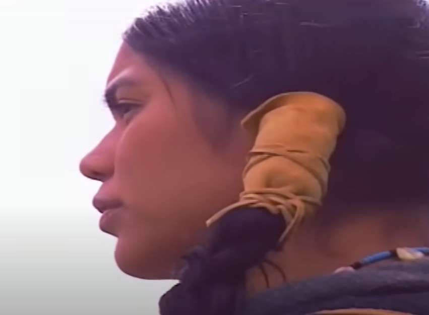 Screenshot from the film Sacagawea (2003)