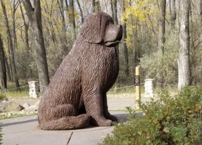 Statue of Seaman at Fort Mandan, North Dakota