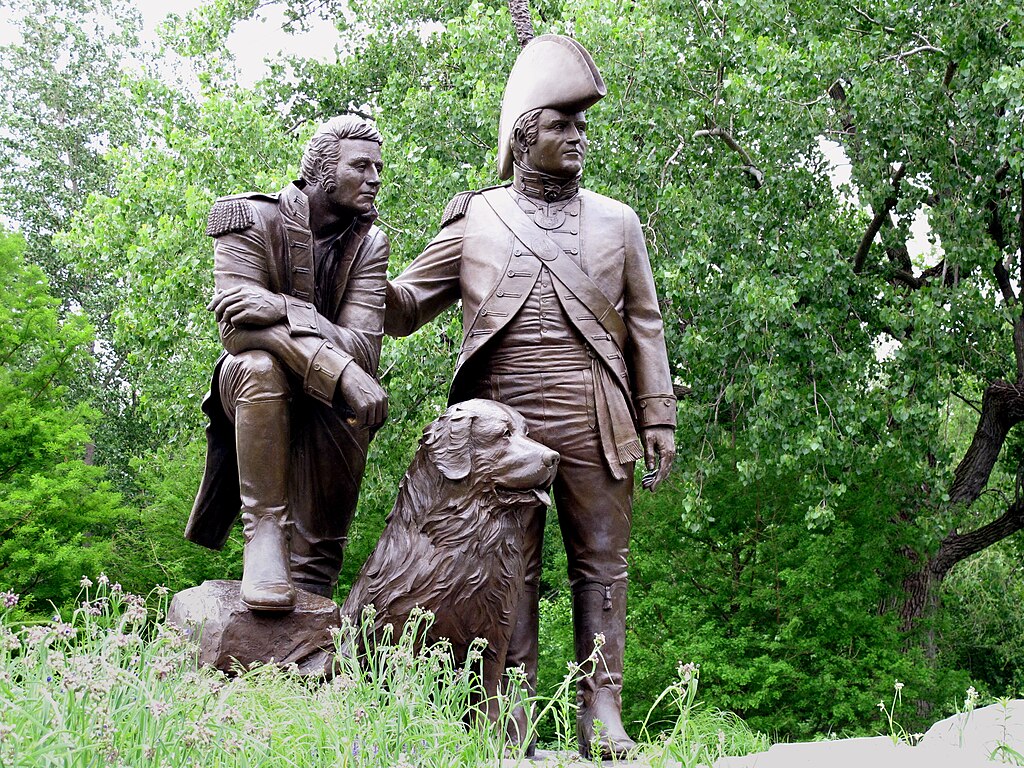 Statue of Seaman with Lewis and Clark in St. Charles, Missouri