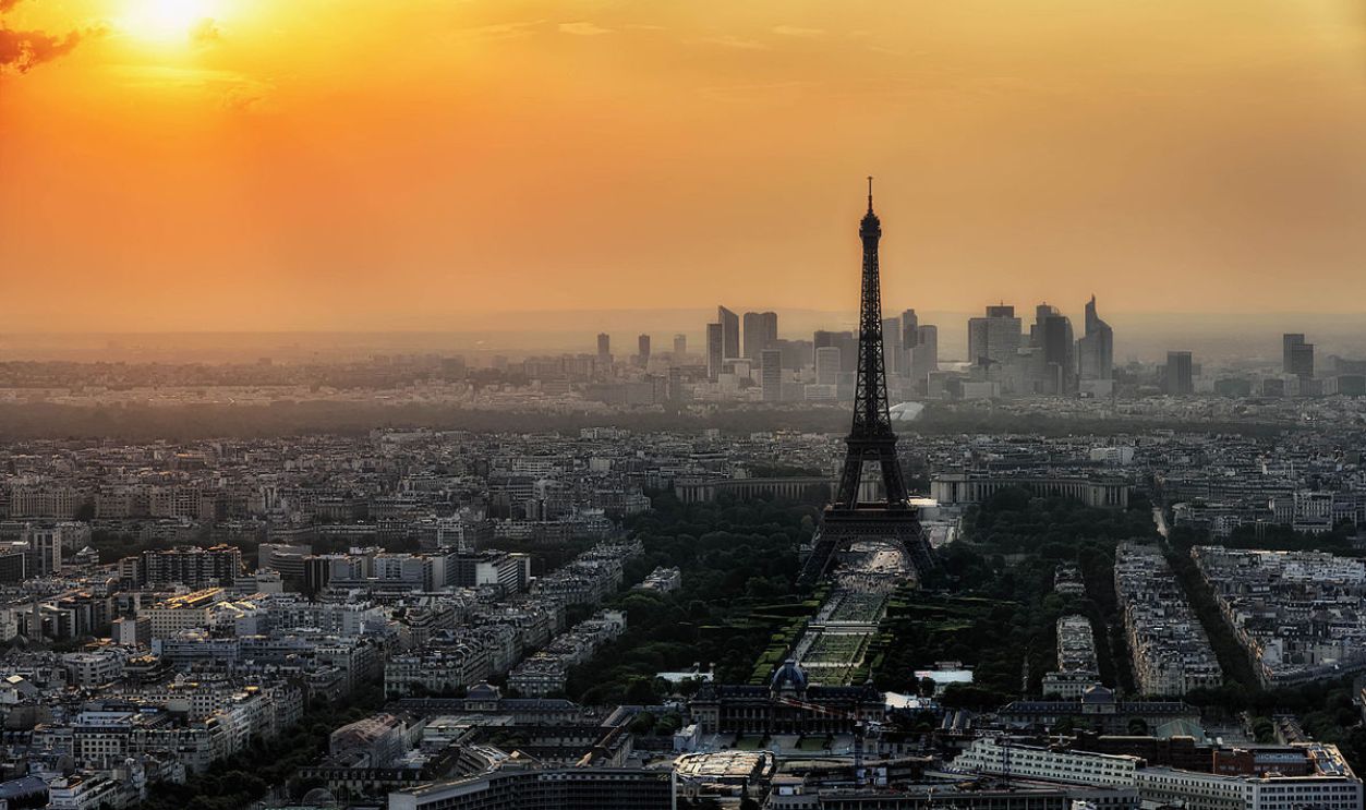 Paris skyline
