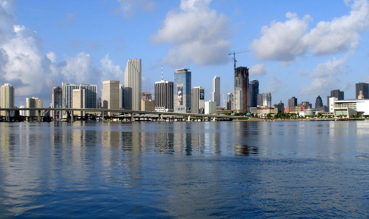 Miami-skyline