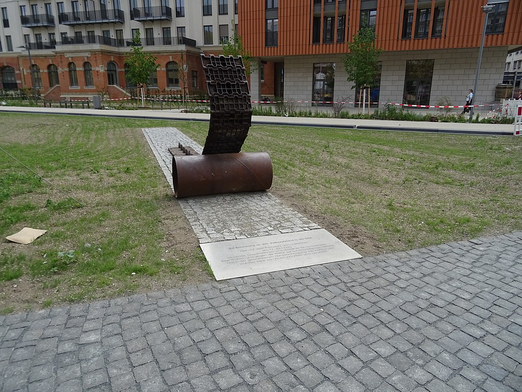 Tank Track Memorial in Postplatz in Dresden