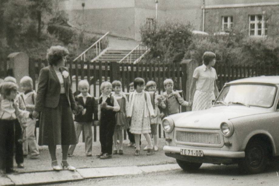 First day in school in the GDR in September 1980