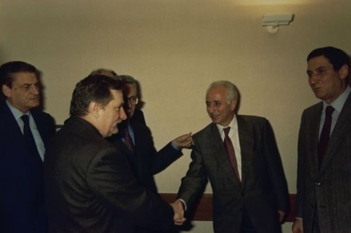 Polish leader Lech Wałęsa with Christian Democratic representatives