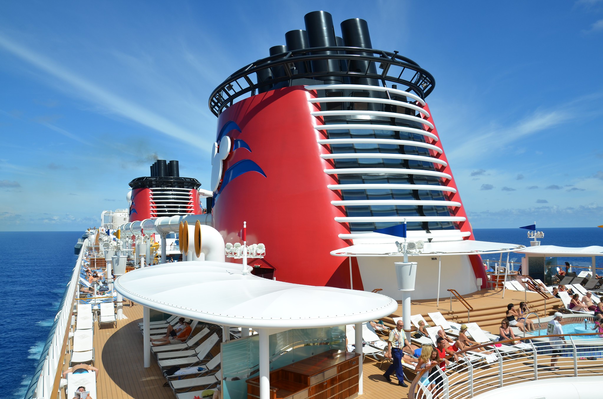 Disney Fantasy cruiser
