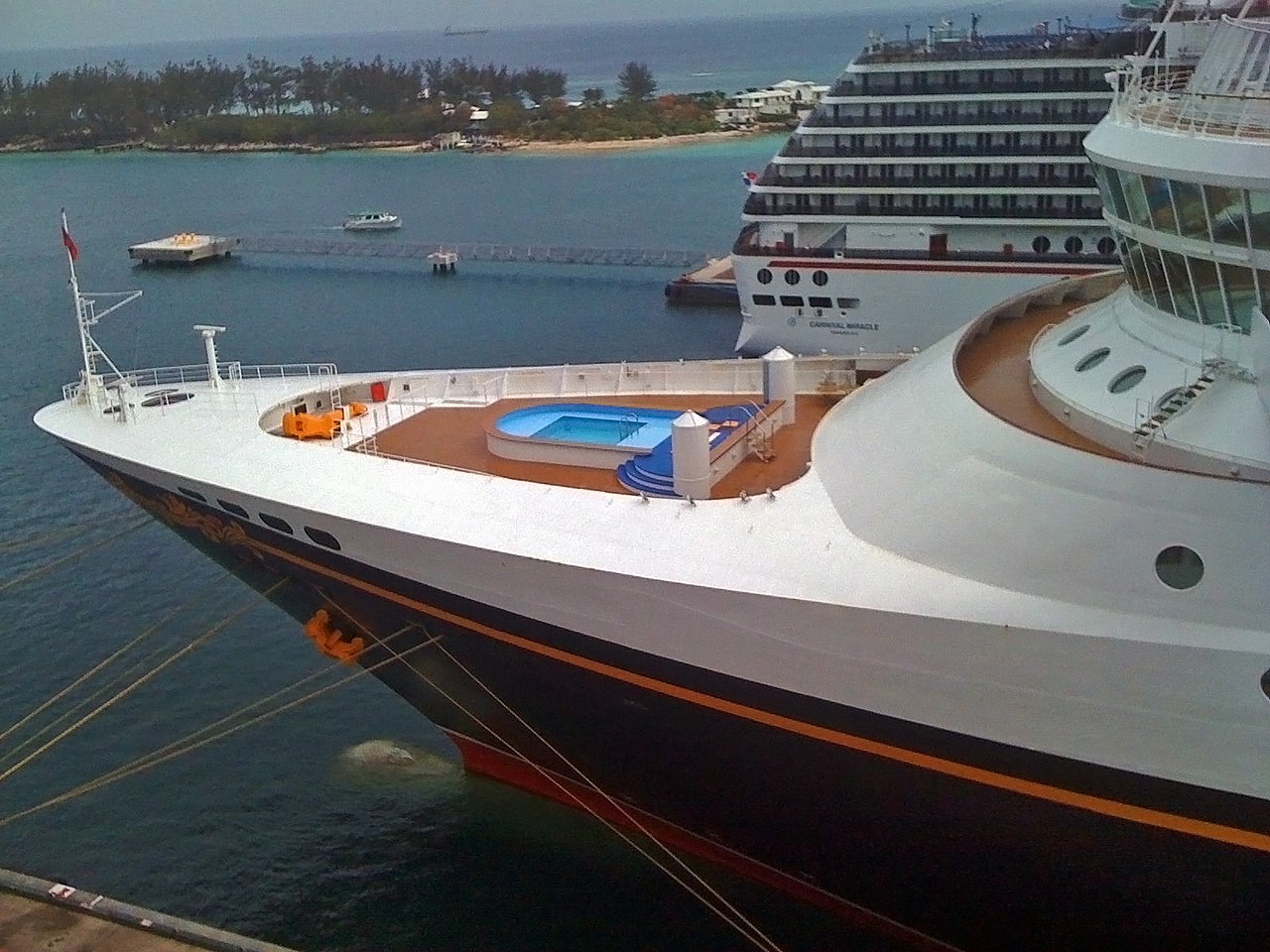 Disney Wonder cruise ship