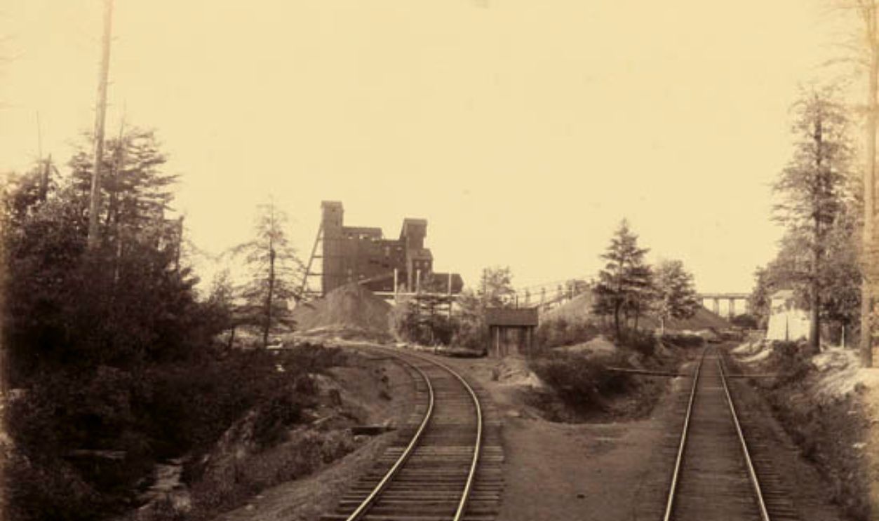 Lattimer Coal's Crimson Event