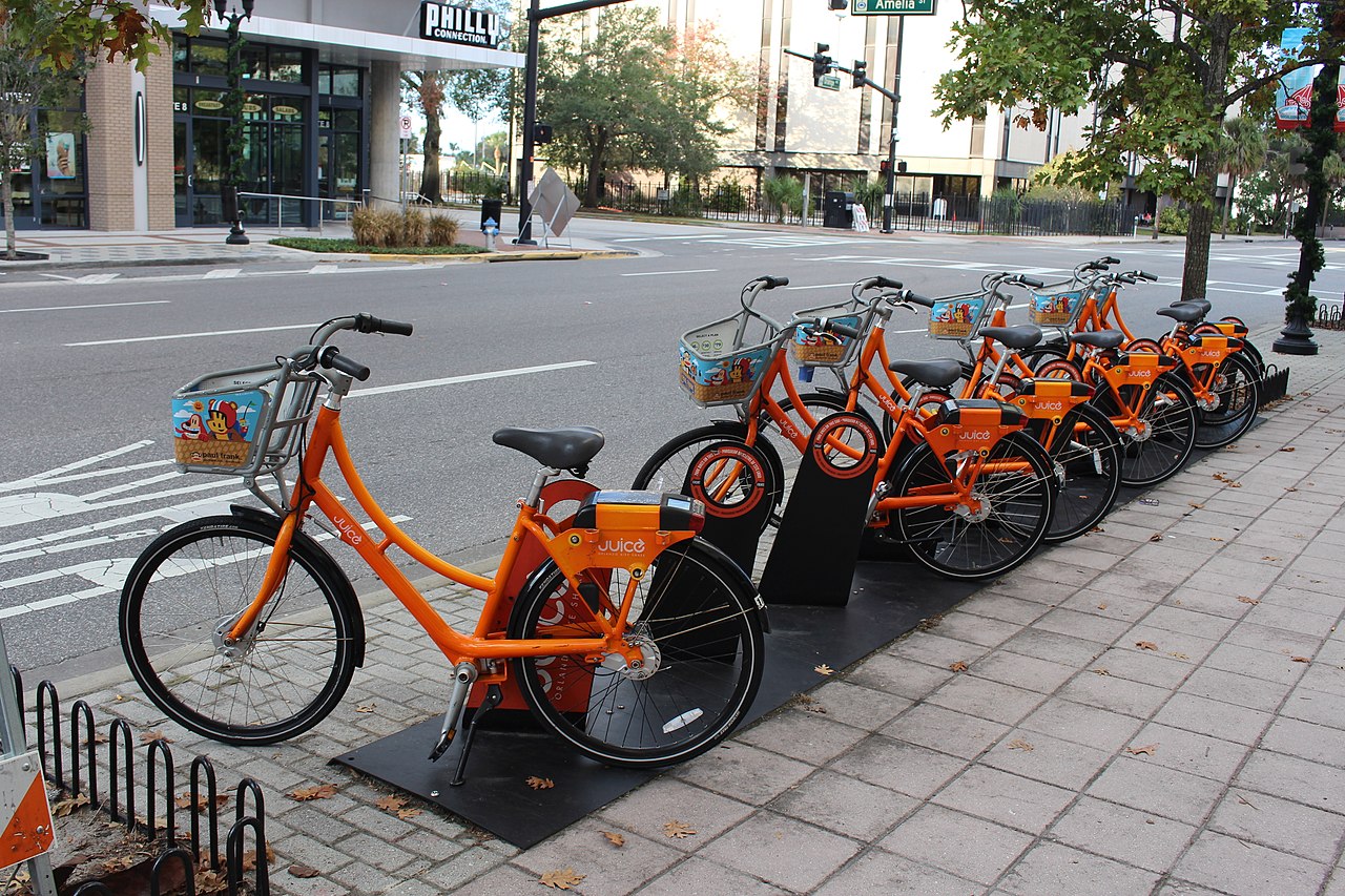 Orlando Bike Share Near Courthouse