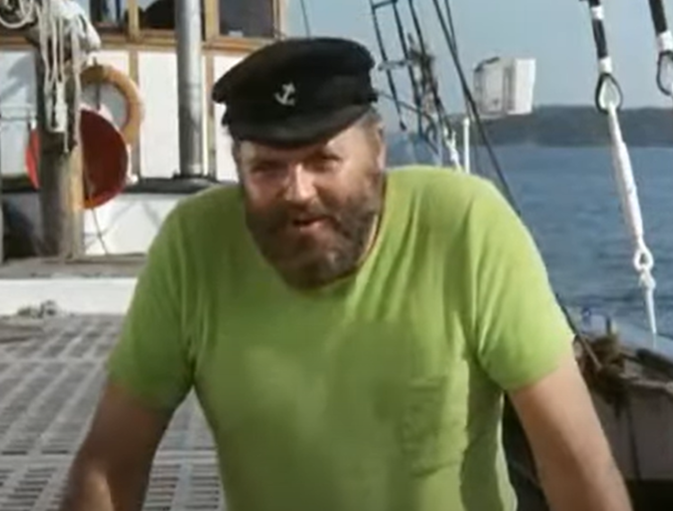 Screenshot of Capt. Longstocking from - Pippi in the South Seas (1970)