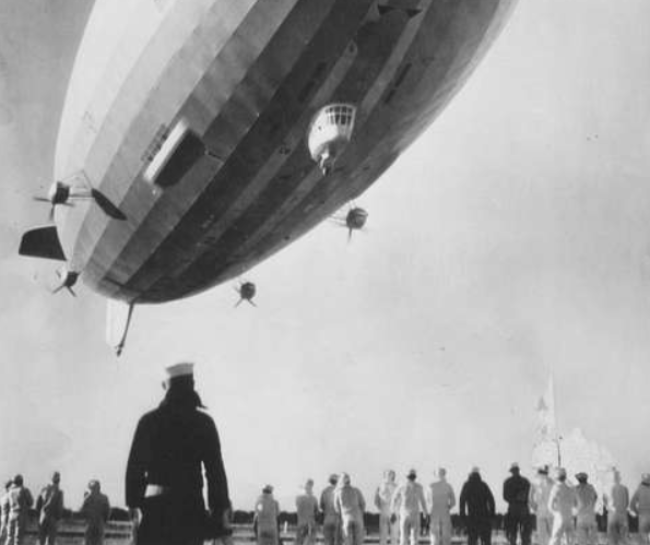 1936 Hindenburg landing