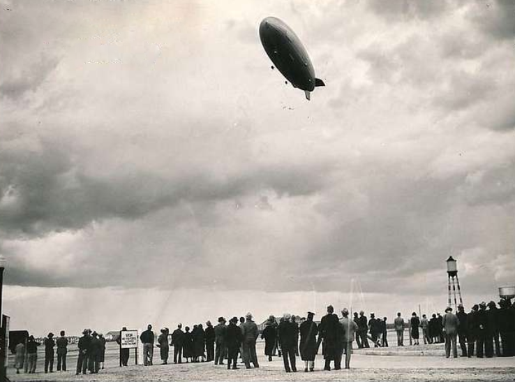 Hindenburg landing May 6 1937