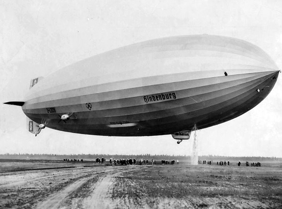 Hindenburg first Lakehurst landing 1936