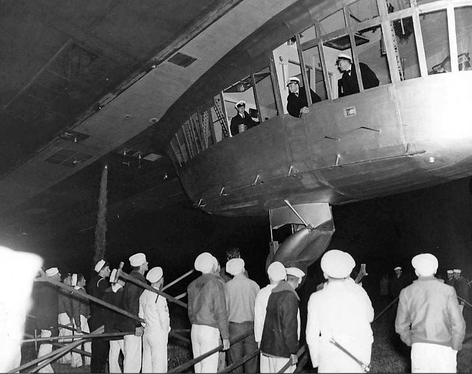 Hindenburg one day Lakehurst visit 1936